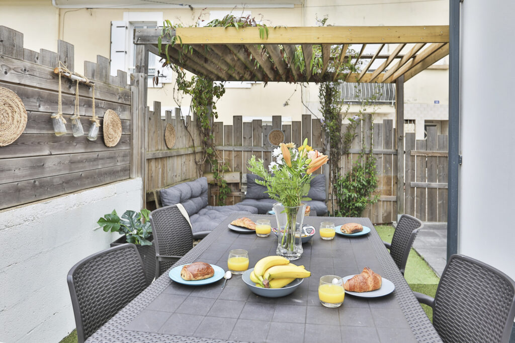 250 m² House with Garden and Parking – Épône — photo 12