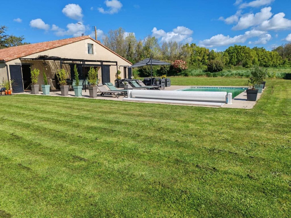 Grange de charme avec piscine et jardin à quelques minutes de la plage — photo 2