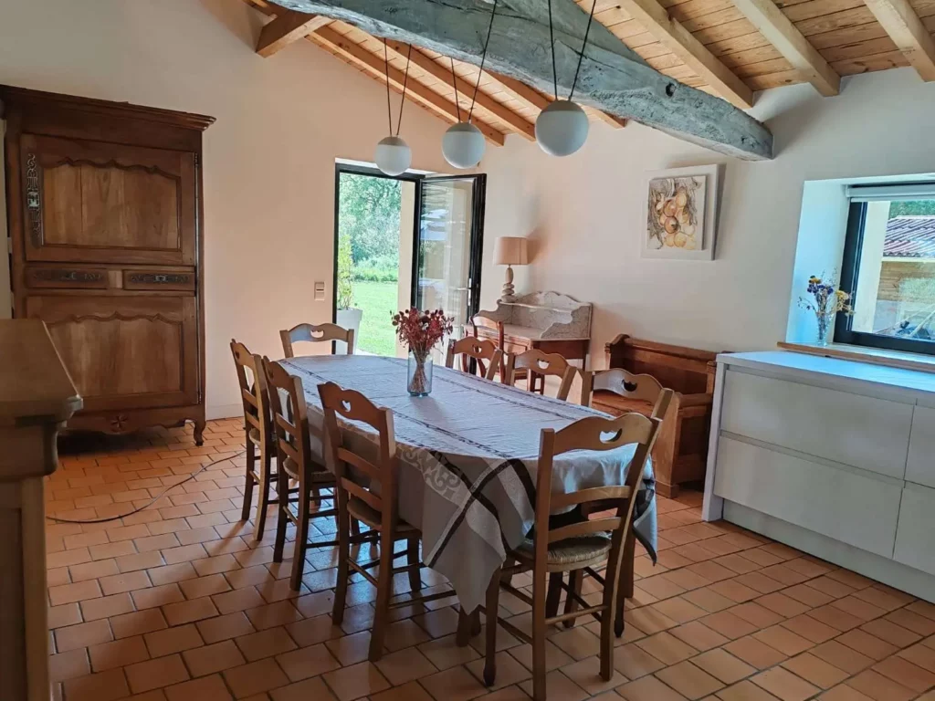 Grange de charme avec piscine et jardin à quelques minutes de la plage — photo 15