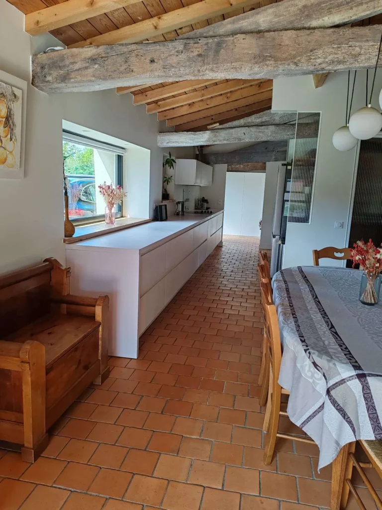 Grange de charme avec piscine et jardin à quelques minutes de la plage — photo 18