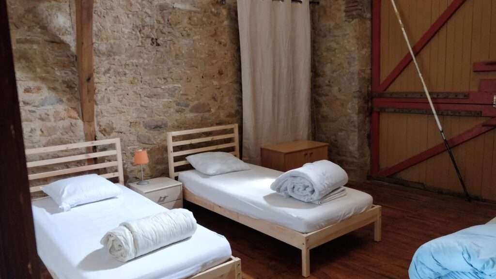 Maison de Campagne 6 personnes à Ambeyrac — photo 9