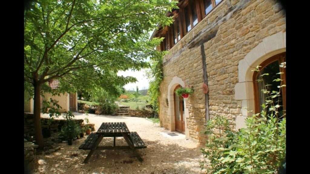 Maison de Campagne 6 personnes à Ambeyrac — photo 3