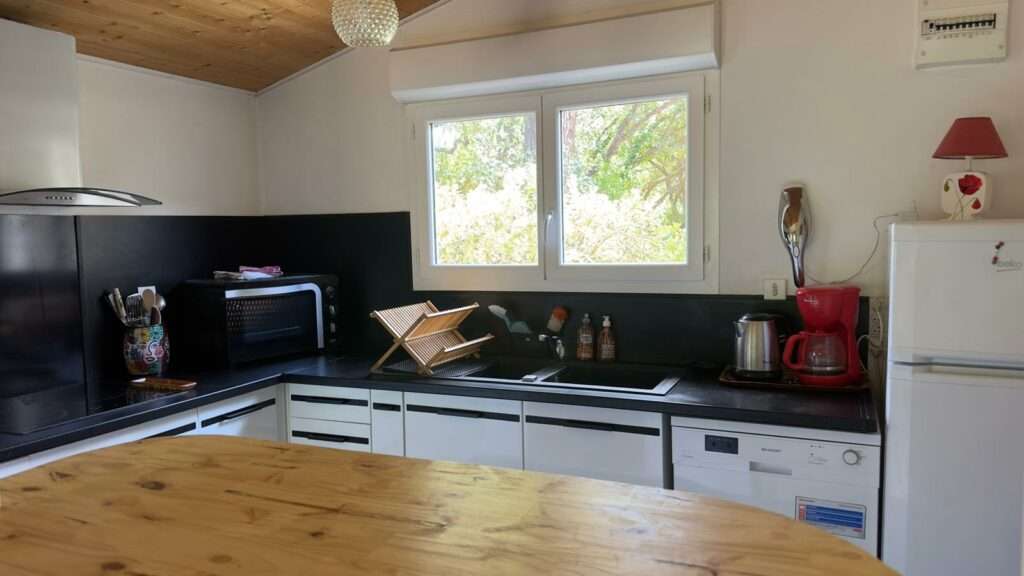 Furnished house of 90 m² in Lege Cap Ferret – Renovated villa with independent suite • Petit Piquey, Cap Ferret – photo 13