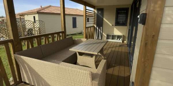 Chalet 56 m² climatisé avec piscine (animaux acceptés)