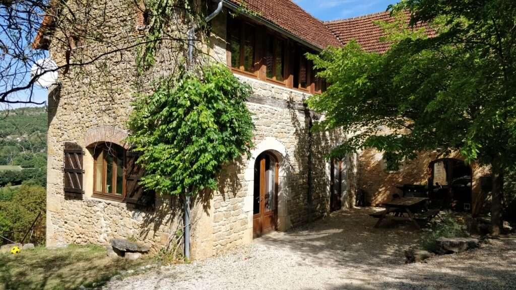 Maison de Campagne 6 personnes à Ambeyrac — photo 2