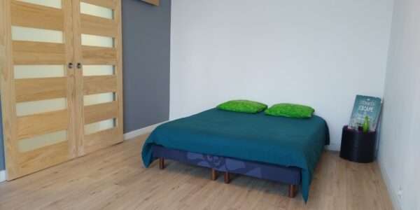 Maison de ville + cour privative