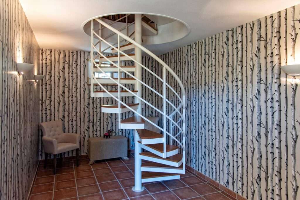 Maison 4 à 6 personnes au milieu des chevaux — photo 16