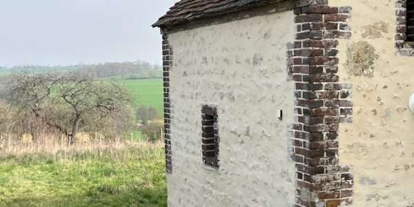 Charmante maison de campagne à l&rsquo;intérieur contemporain