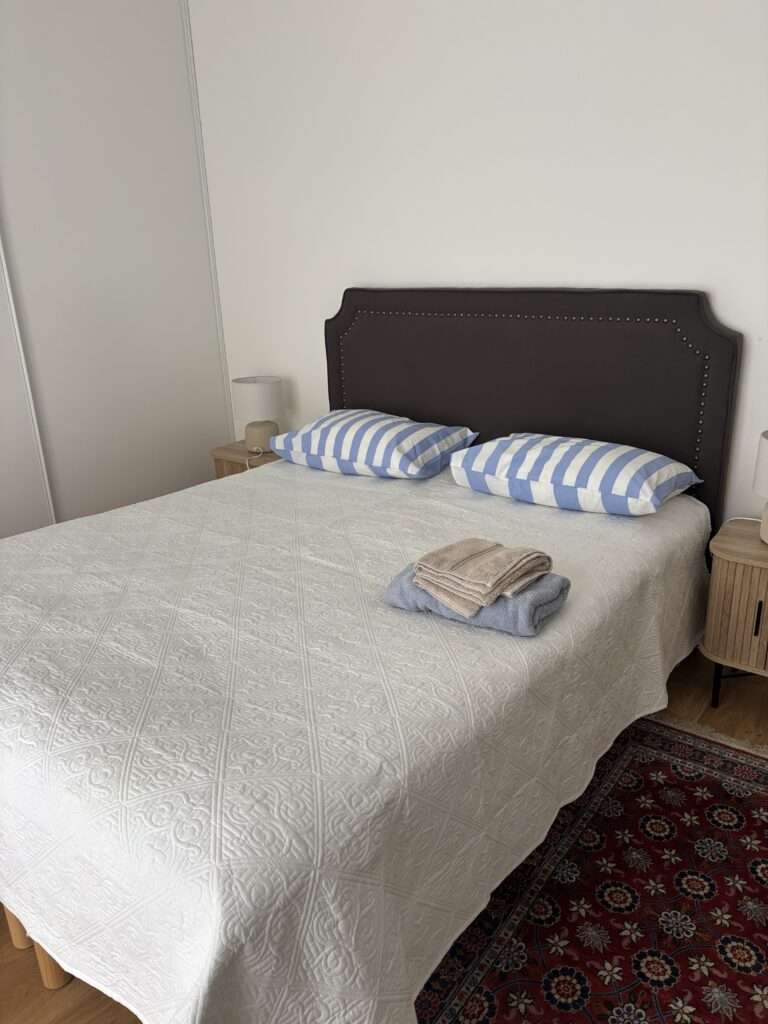3-Bedroom Apartment in Central Arcachon with Terrace — photo 8