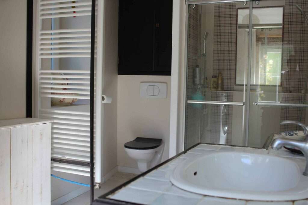 Family House with Pool in Saint-Maurice-la-Clouère — photo 15