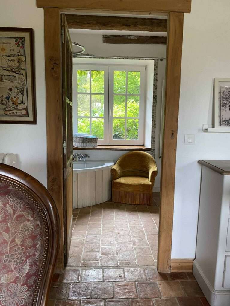 Family House with Pool in Saint-Maurice-la-Clouère — photo 3