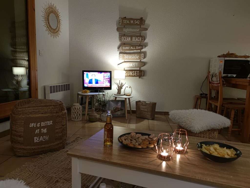 Furnished apartment of 37 m² in Calvi – Apartment near the port of Calvi with large terrace and sea view – photo 21