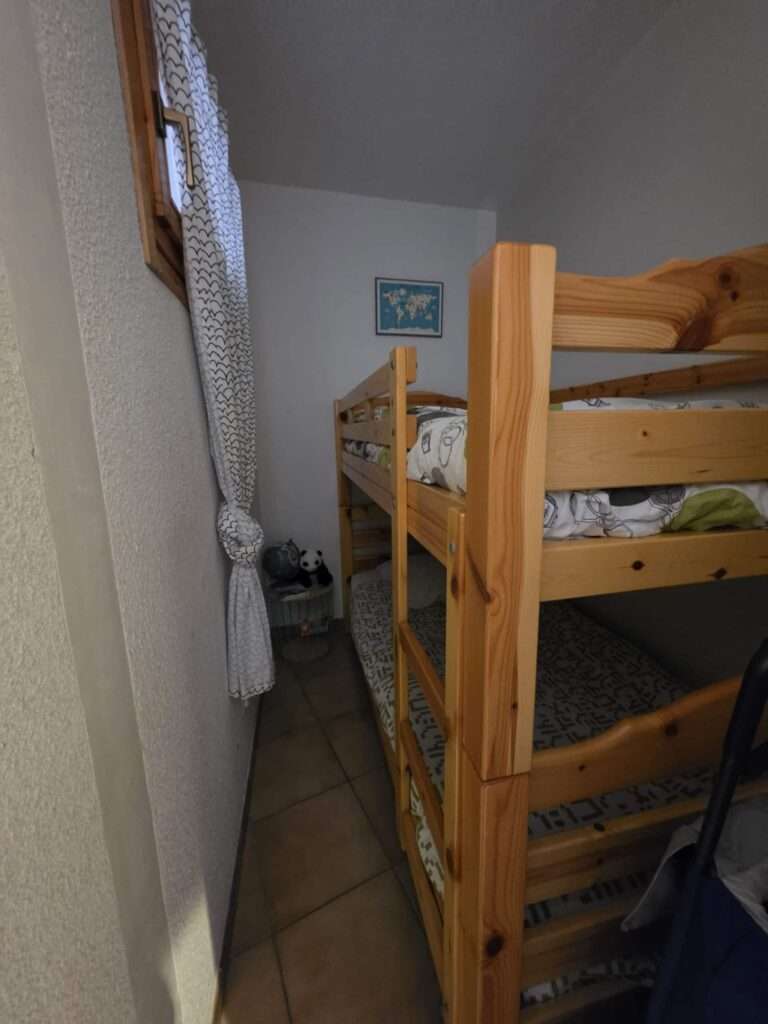 Furnished apartment of 37 m² in Calvi – Apartment near the port of Calvi with large terrace and sea view – photo 17