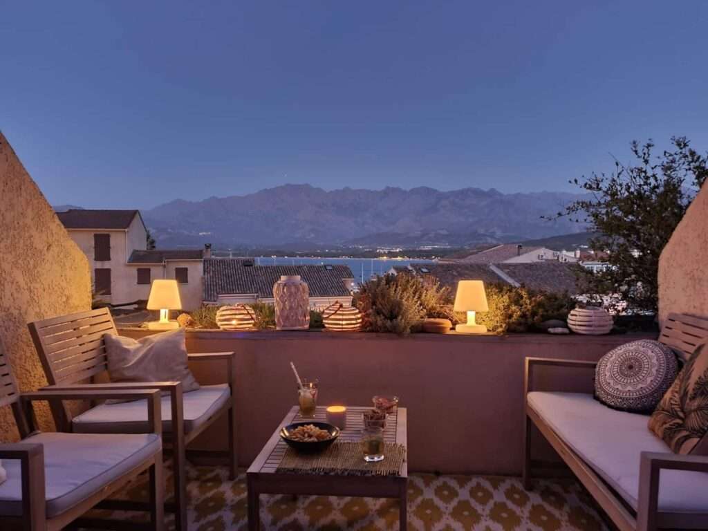 Furnished apartment of 37 m² in Calvi – Apartment near the port of Calvi with large terrace and sea view – photo 20
