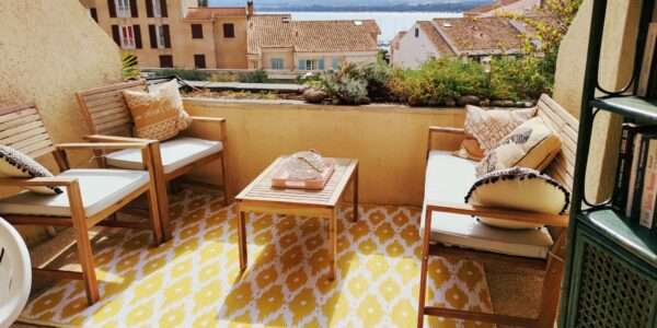 Appartement près du port de Calvi avec grande terrasse et vue mer
