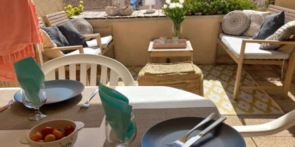 Appartement près du port de Calvi avec grande terrasse et vue mer