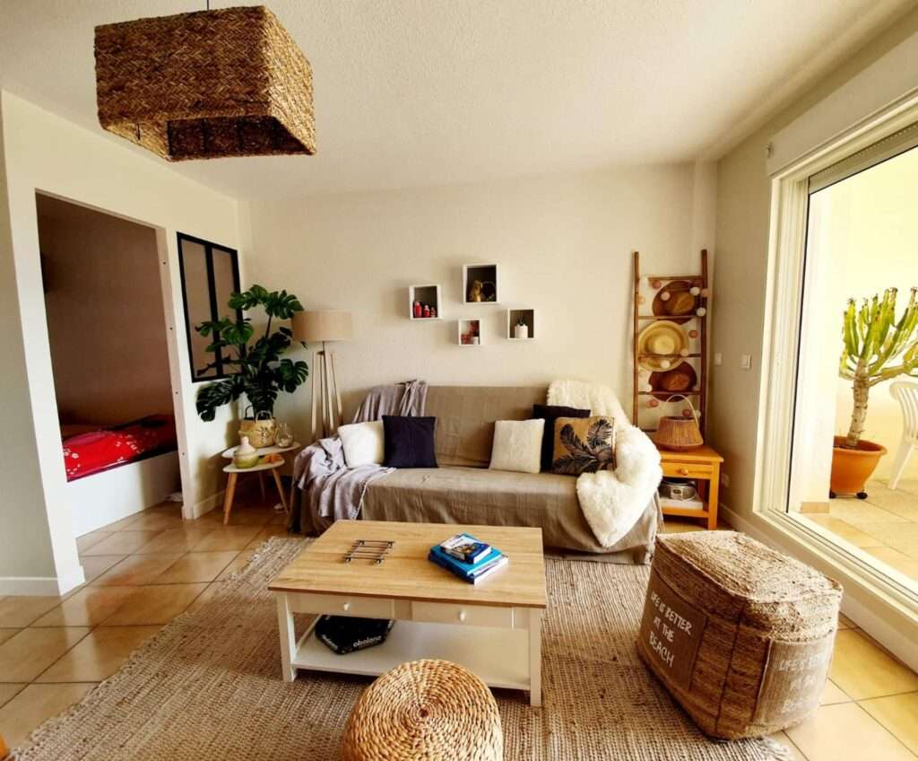 Furnished apartment of 37 m² in Calvi – Apartment near the port of Calvi with large terrace and sea view – photo 5