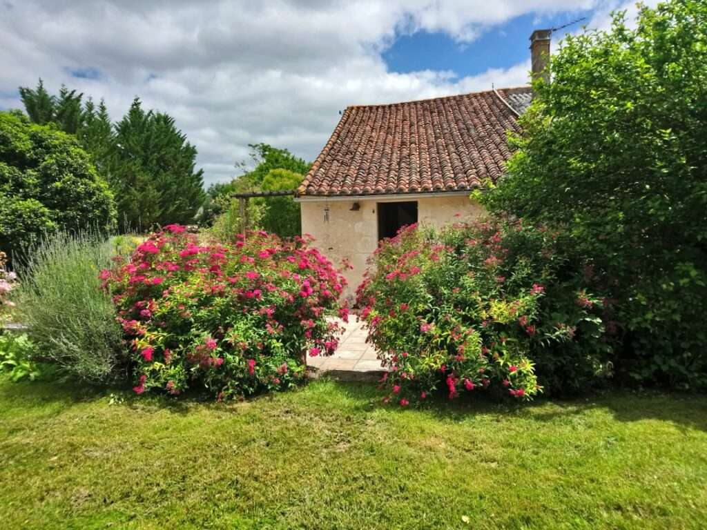 3 maisons sur un domaine idéal familles ou amis — photo 3