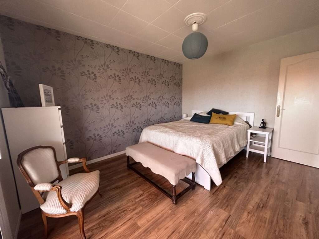 Spacious Apartment with Terrace and View near Bordeaux — photo 8