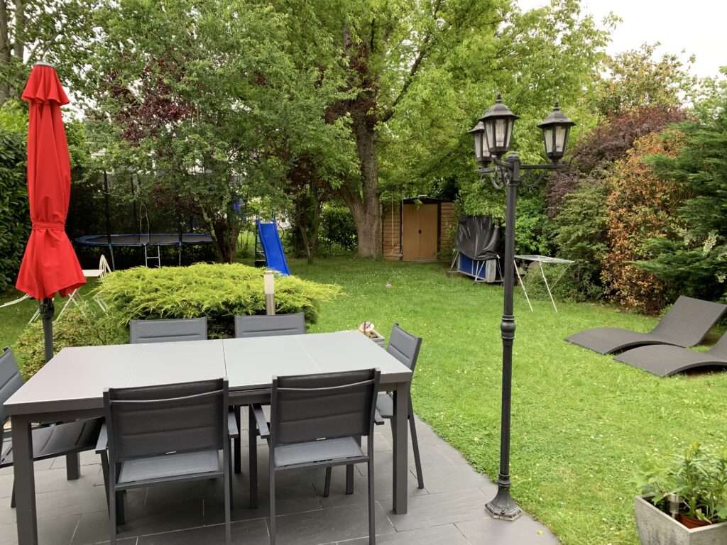 4-Bedroom Family House with Garden in Lésigny — photo 7