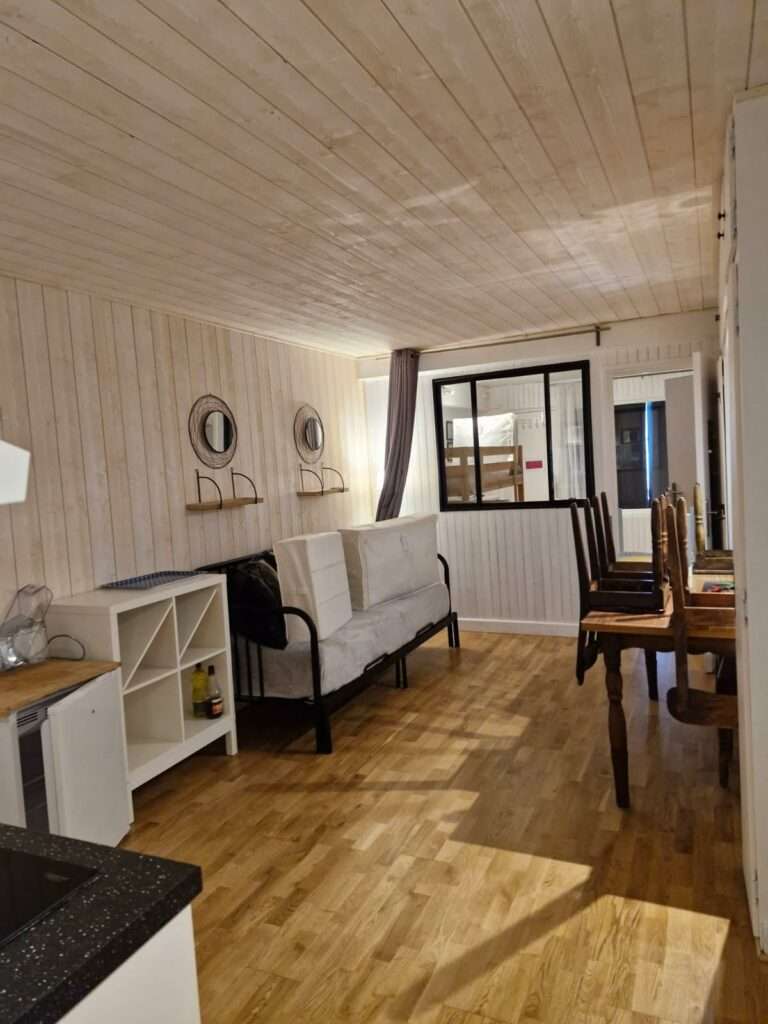 Furnished apartment of 40 m² in Besse-et-Saint-Anastaise – 40 m² apartment in Super Besse with terrace and parking – photo 6