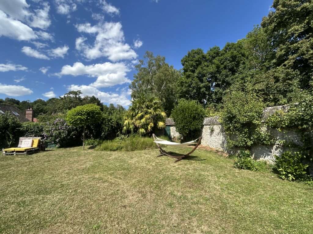 Furnished house of 200 m² in Boury-en-Vexin – 200 m² house with 2000 m² garden • Boury-en-Vexin – photo 9