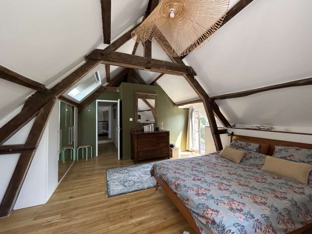 Furnished house of 200 m² in Boury-en-Vexin – 200 m² house with 2000 m² garden • Boury-en-Vexin – photo 2