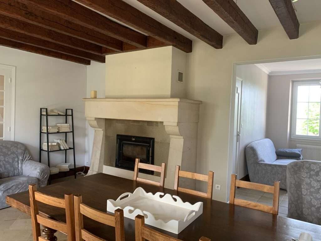 Maison meublée de 160 m² à Thenon – Maison en pierre avec grand jardin – photo 7
