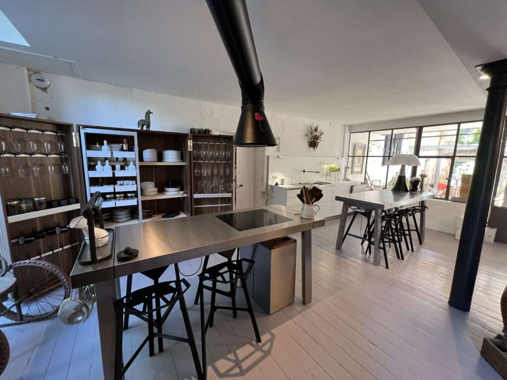 Renovated 14th Century Mill for 15 People – Mauzé-sur-le-Mignon — photo 3