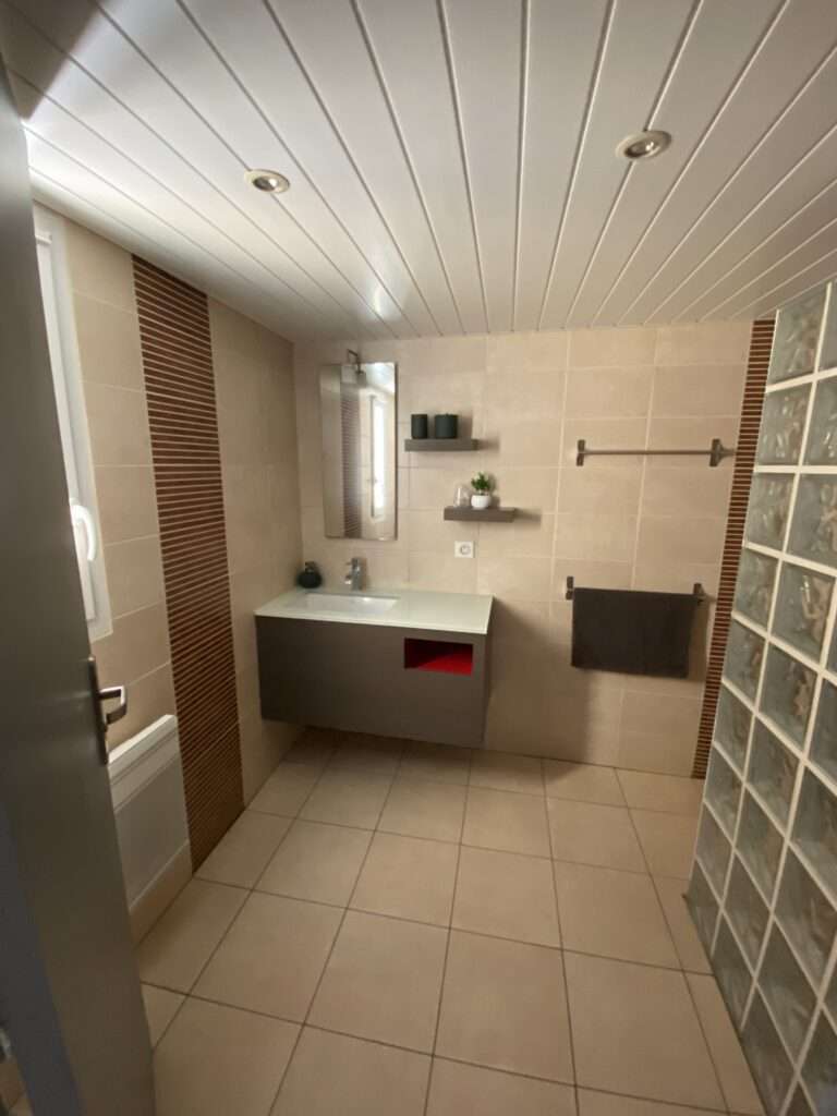 Maison meublée de 135 m² à Pauillac – Maison médocaine de charme atypique – photo 18