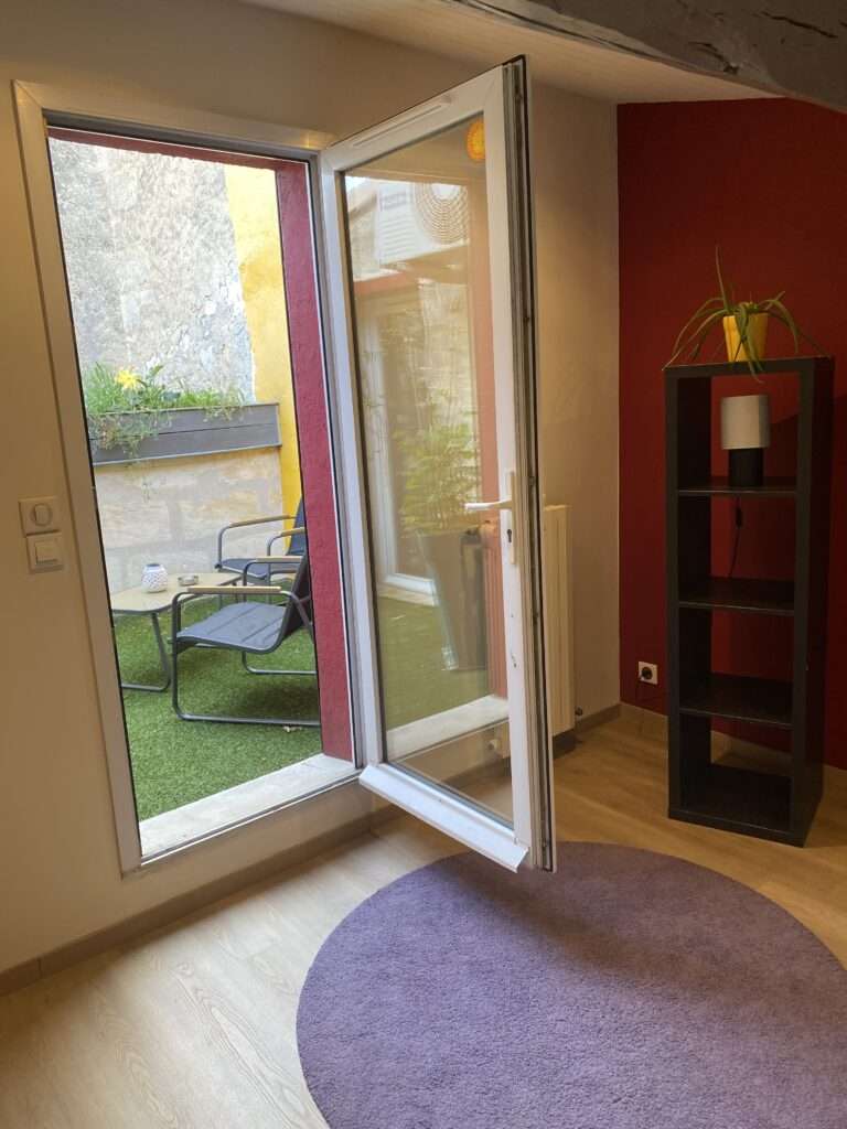 Maison meublée de 135 m² à Pauillac – Maison médocaine de charme atypique – photo 3