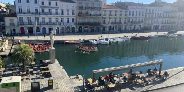 Grand et élégant appartement à Sète avec vue sur Cadre Royal