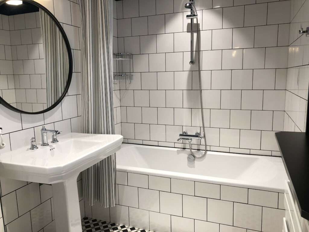 Appartement meublé de 150 m² à Sète – Grand et élégant appartement à Sète avec vue sur Cadre Royal – photo 10