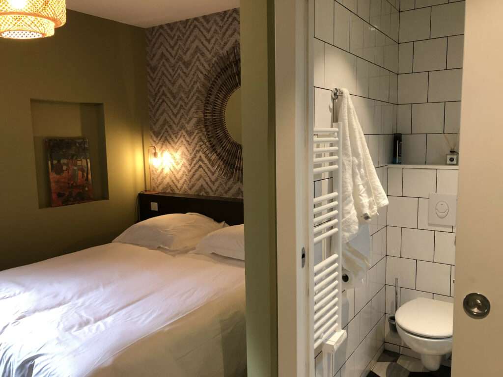 Appartement meublé de 150 m² à Sète – Grand et élégant appartement à Sète avec vue sur Cadre Royal – photo 17