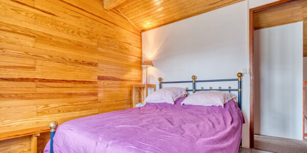 Maison calme avec grand jardin – foret, rivière, village en Dordogne