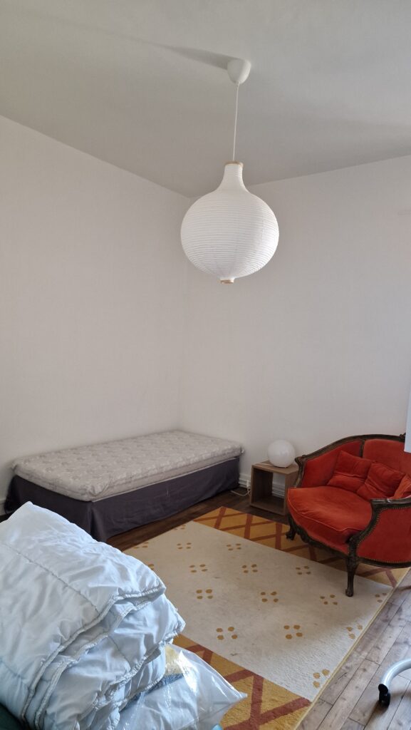Maison meublée de 120 m² à Montagrier – Maison de village ancienne et rénovée – photo 2