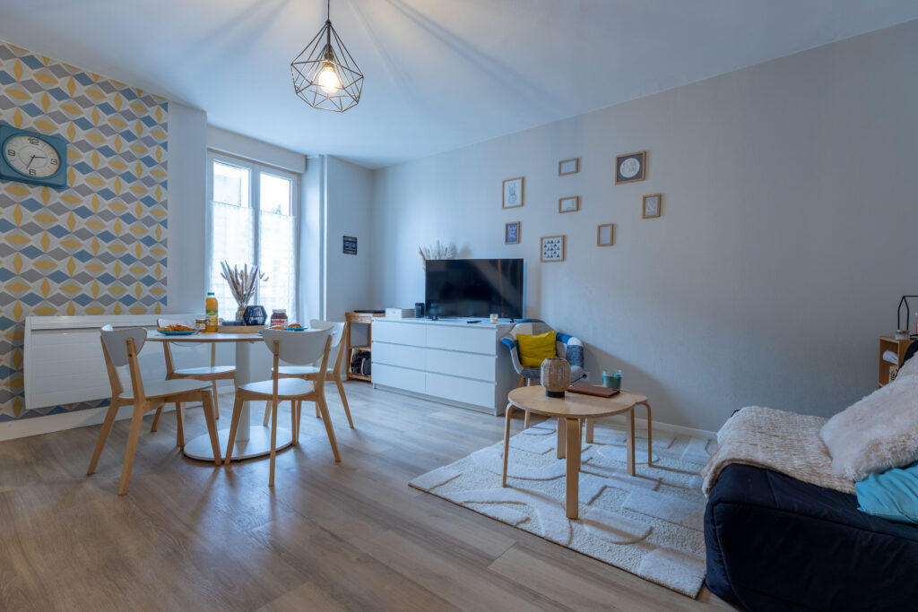 Fully Equipped Apartment near Puy du Fou in Saint-Laurent-sur-Sèvre — photo 2