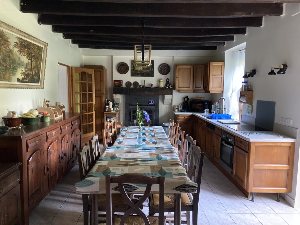 Maison en pierres en bord de rivière en Morbihan — photo 4