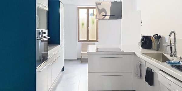 Maison rénovée avec grande terrasse à 20 min de Perpignan