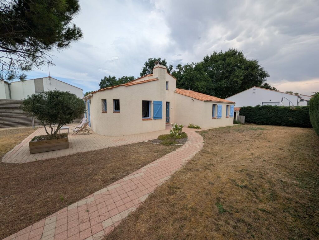 Family House with 3 Bedrooms and Garden – Soullans — photo 6