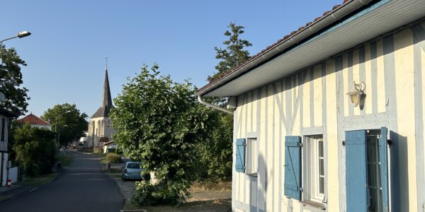 Maison landaise typique dans les Landes