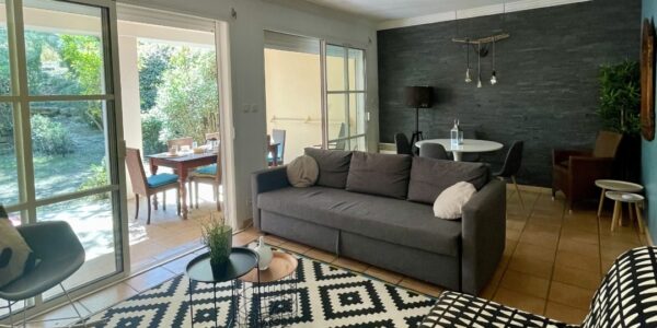 House in a gated estate in Grimaud