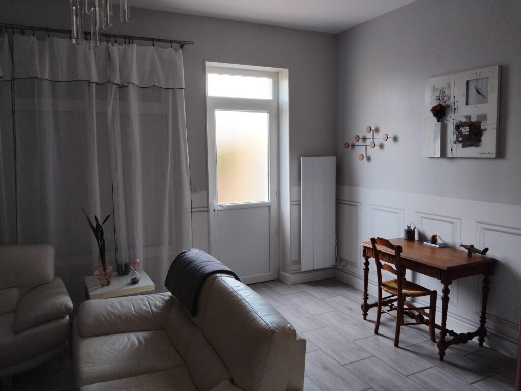 85 m² House with Enclosed Garden – Rouffignac-Saint-Cernin-de-Reilhac — photo 5