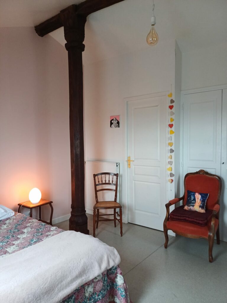 Fully Renovated 2-Bedroom House in Central Étaples — photo 12
