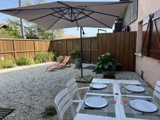 2-Bedroom House with Private Garden in Arès — photo 2