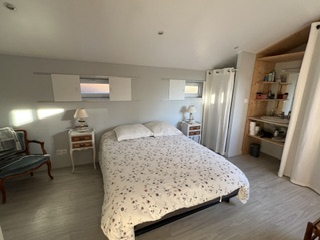 2-Bedroom House with Private Garden in Arès — photo 6