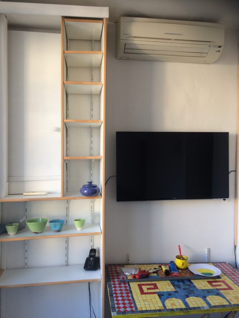 Appartement meublé 56 m² – Avignon intra-muros, place des Corps Saints — photo 11