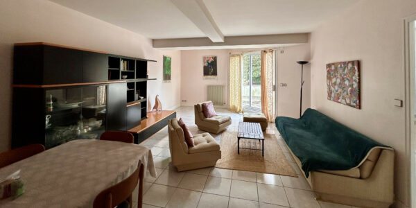 Appartement meublé 70 m² à La Rochelle – 2 chambres avec terrasse