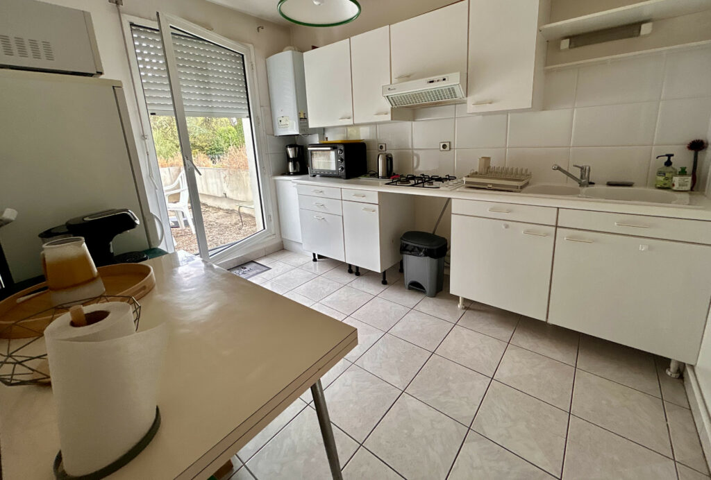 Appartement meublé 70 m² à La Rochelle – 2 chambres avec terrasse — photo 4
