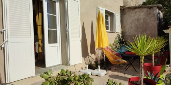 Joli studio aux pierres apparentes Cap Corse